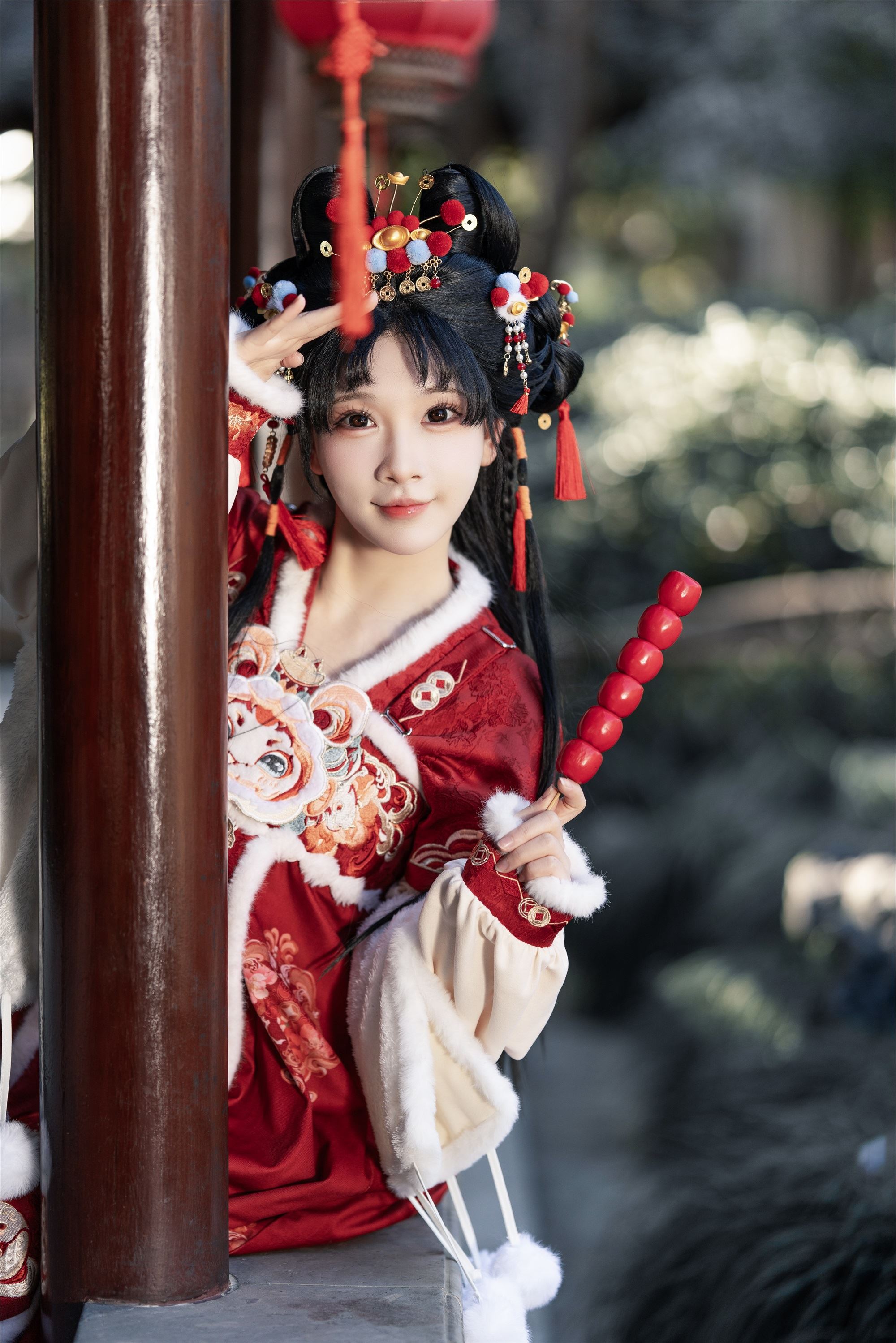 YITUYU艺图语 2025.01.31 红红火火迎新年 一只小羊